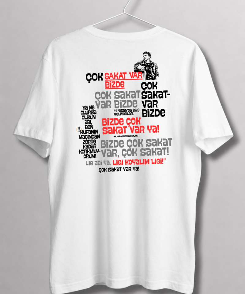 Çok Sakat Var Tshirt
